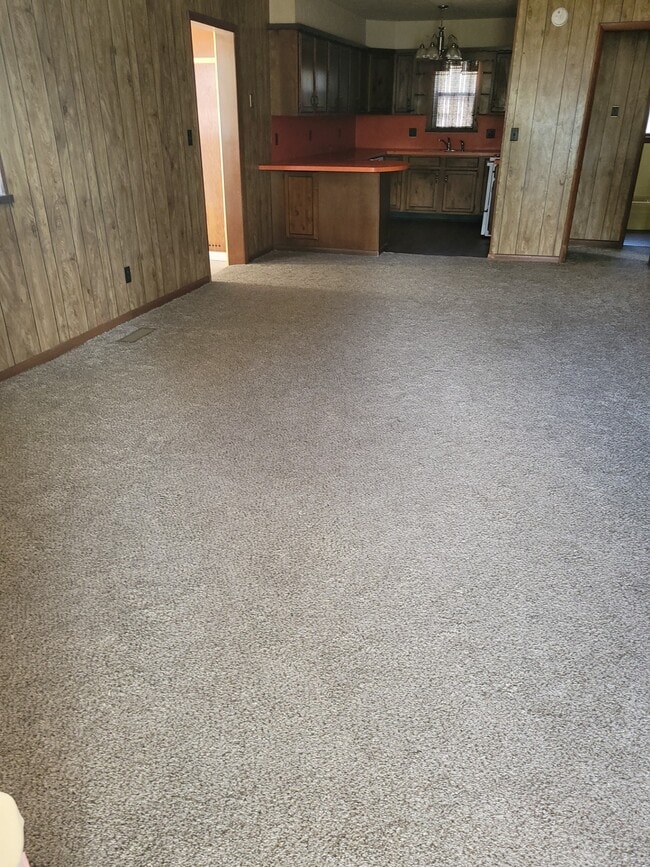 819 W Broadway Ave in Ponca City, OK - Building Photo - Building Photo