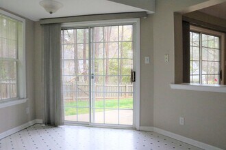 10 Cabes Mill Rd in Durham, NC - Building Photo - Building Photo