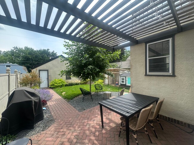 740 Arlington Ave E in St. Paul, MN - Building Photo - Building Photo