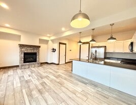 1020 Baxter Creek Way in Bozeman, MT - Building Photo