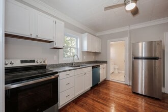 107 Arlington, A in Manchester, NH - Building Photo - Building Photo