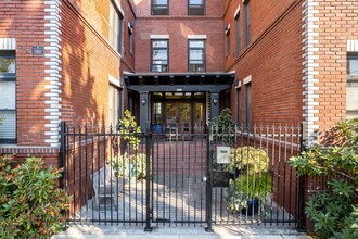 Emerson Apartments in Portland, OR - Building Photo - Building Photo
