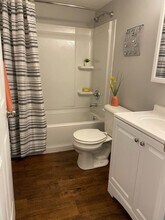 Stone Creek Apartments in Cincinnati, OH - Building Photo - Building Photo