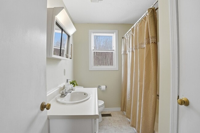 20 Bolton St in Worcester, MA - Foto de edificio - Building Photo