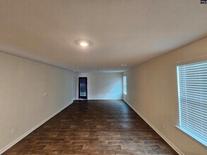 3705 Stallion Dr in Sumter, SC - Building Photo - Building Photo