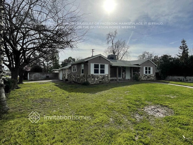 3096 Yellowstone Ln in Sacramento, CA - Building Photo - Building Photo