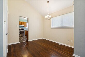 301 Pepper Mill Ct in Norfolk, VA - Building Photo - Building Photo