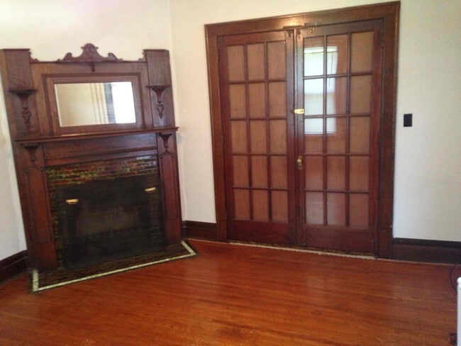 property at 1521 Grand Ave