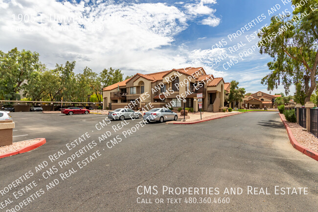 Papago Park Village 2 in Tempe, AZ - Foto de edificio - Building Photo