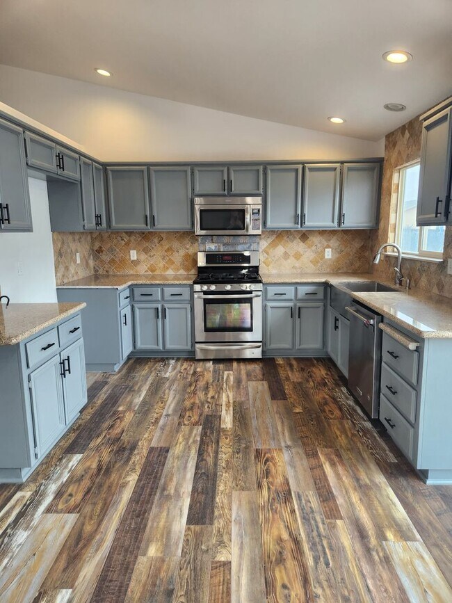 132 Campfire Way in Fernley, NV - Building Photo - Building Photo