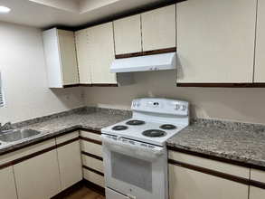 2420 W Grand Ave-Unit -1 in Alhambra, CA - Building Photo - Building Photo