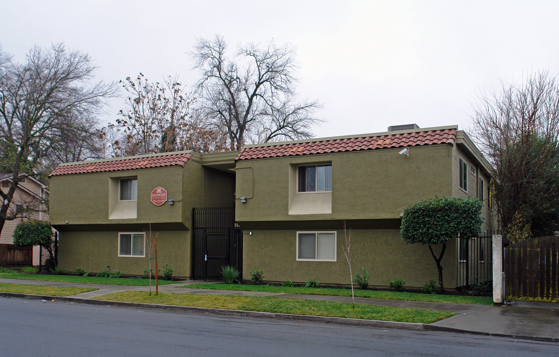 Sherwood Court in Sacramento, CA - Foto de edificio