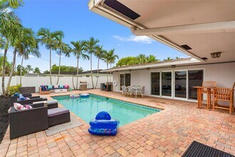 261 SE 8th St in Pompano Beach, FL - Building Photo - Building Photo