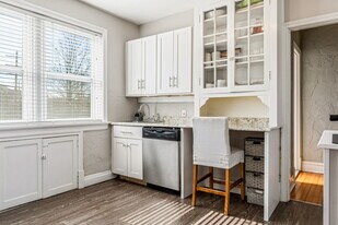 1210 S Newstead Ave, Unit 2E in St. Louis, MO - Building Photo