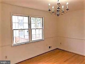 934 S George Mason Dr in Arlington, VA - Building Photo - Building Photo