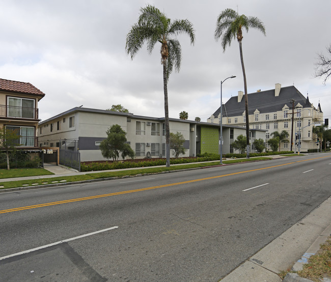 505 S Wilton Pl in Los Angeles, CA - Foto de edificio - Building Photo