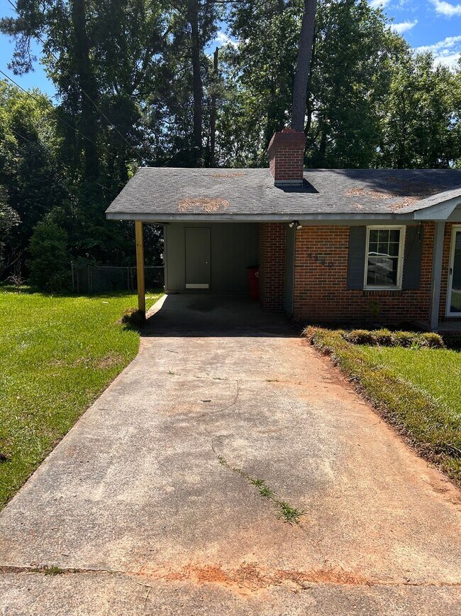 4380 Azalea Dr in Macon, GA - Building Photo - Building Photo