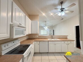 699 Ferguson Dr in Fort Walton Beach, FL - Building Photo - Building Photo