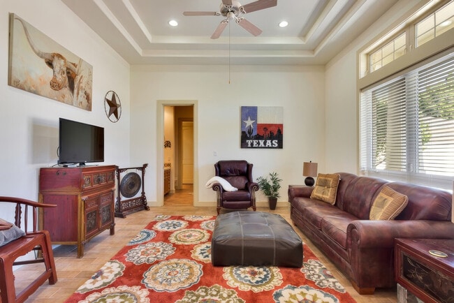 7903 Overlook Bend, Unit SI ID1511247P in Leander, TX - Foto de edificio - Building Photo
