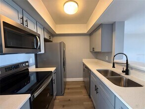 5055 Eaglesmere Dr in Orlando, FL - Building Photo - Building Photo