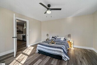 212 E Bearden St in Greer, SC - Building Photo - Building Photo