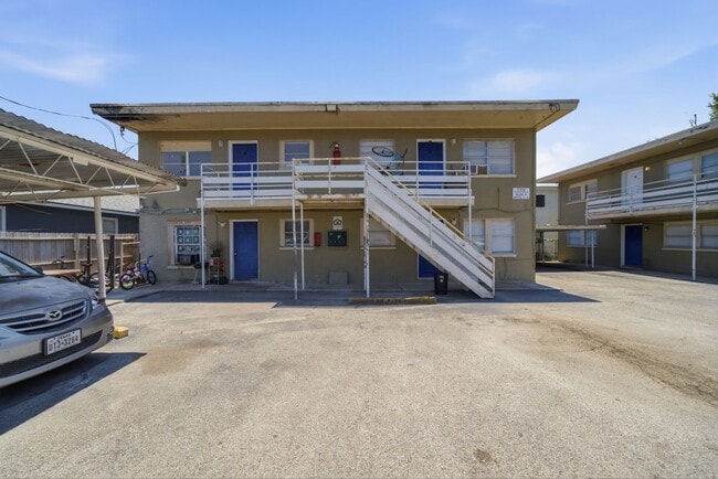 property at 5534 Eskridge St