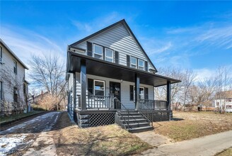 2986 E 59th St in Cleveland, OH - Building Photo - Building Photo