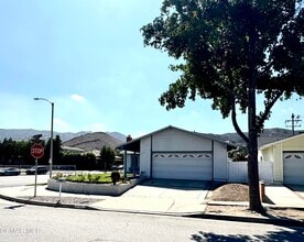 5792 Damon St in Simi Valley, CA - Building Photo - Building Photo