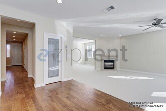 14 Canyon Green Loop in Novato, CA - Building Photo - Building Photo
