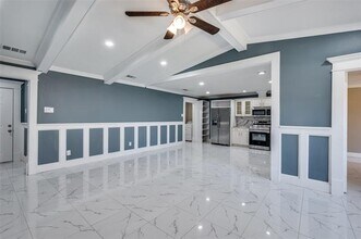 2403 Vassar Ct in Arlington, TX - Building Photo - Building Photo