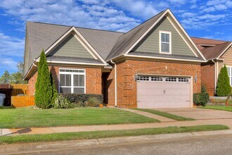 1011 Barrett Dr in Evans, GA - Building Photo - Building Photo