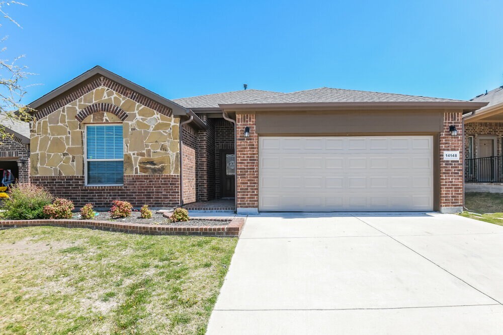 14148 Rabbit Brush Ln in Haslet, TX - Building Photo