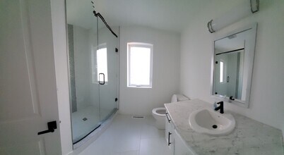 969 Deveron Cres in London, ON - Building Photo - Building Photo