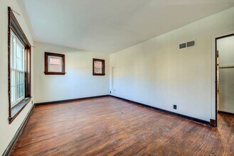 3754 Dunnica Ave in St. Louis, MO - Building Photo - Building Photo