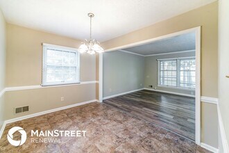 4709 Andrea Way in Louisville, KY - Building Photo - Building Photo