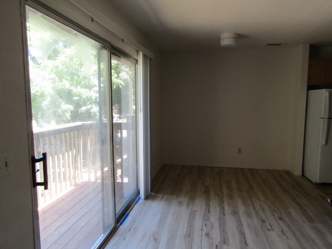 250 Cleveland Ave in Sacramento, CA - Building Photo - Building Photo