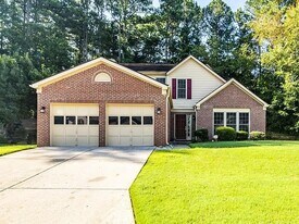 4947 Clubgreen Summit in Stone Mountain, GA - Building Photo