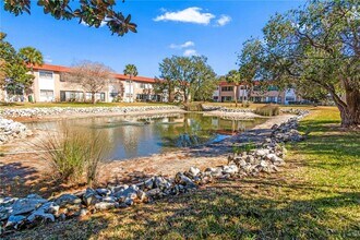 1750 Belleair Forest Dr in Belleair, FL - Building Photo - Building Photo