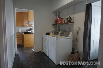 335 Beacon St, Unit 3 in Somerville, MA - Foto de edificio - Building Photo