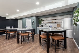Purcellville Pointe Apartments in Purcellville, VA - Building Photo - Building Photo