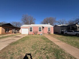 3210 S 5th St in Abilene, TX - Building Photo