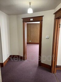 302 W State St photo'