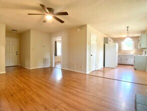 637 Miles Ct in Clarksville, TN - Building Photo - Building Photo