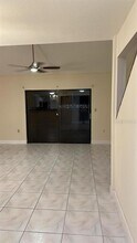 5086 Ernst Ct in Orlando, FL - Building Photo - Building Photo