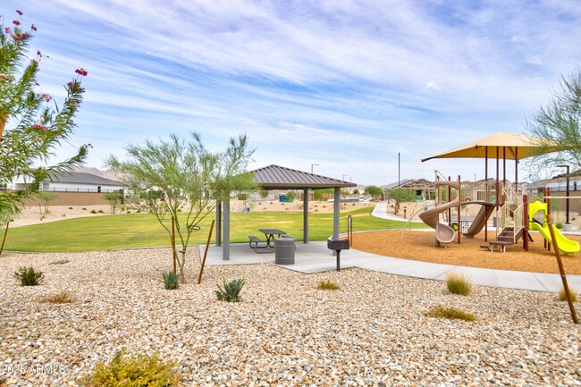 property at 24084 W Cocopah St