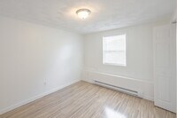 855 Providence St photo'