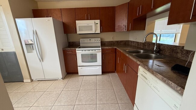 property at 8011 Southgate Blvd