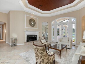 938 Spanish Moss Trail in Naples, FL - Building Photo - Building Photo