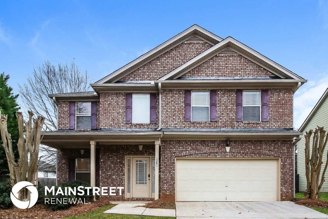 1281 Heartwood Ave in Mcdonough, GA - Building Photo