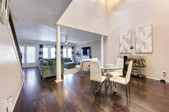 5830 Sampley Way in Houston, TX - Building Photo - Building Photo